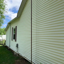 Deck-House-Washing-in-Oxford-Ohio-Clean-Bee-Pressure-Washing 3